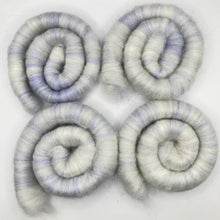 Load image into Gallery viewer, Sugarplum - Art Rolags