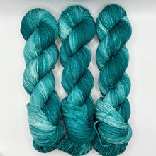 Load image into Gallery viewer, Teal to a T - Shaniko Sport