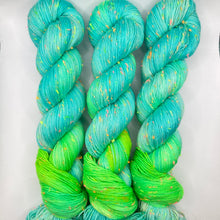 Load image into Gallery viewer, Fruity Blue Drink - Confetti Tweed