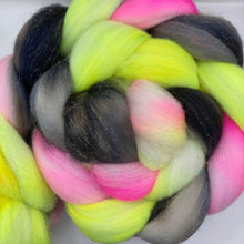 Load image into Gallery viewer, Glowstick - Shaniko Stellina