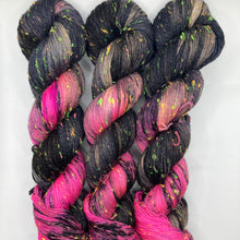 Load image into Gallery viewer, Heartbreak Hotel - Confetti Tweed