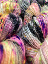 Load image into Gallery viewer, High Voltage - Confetti Tweed