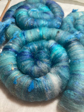 Load image into Gallery viewer, Riverbend - Art Rolags