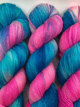 Load image into Gallery viewer, Unicorn - Glitzy Fingering
