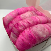 Load image into Gallery viewer, Bubblegum - Art Rolags
