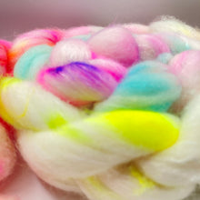 Load image into Gallery viewer, Rainglow Speckle - Rambouillet Silk
