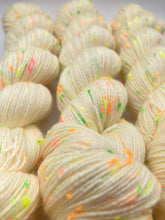 Load image into Gallery viewer, Cake Batter - Confetti Tweed
